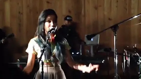 Jhene Aiko ' Bed Peace ' live The Boombox NYC 2013