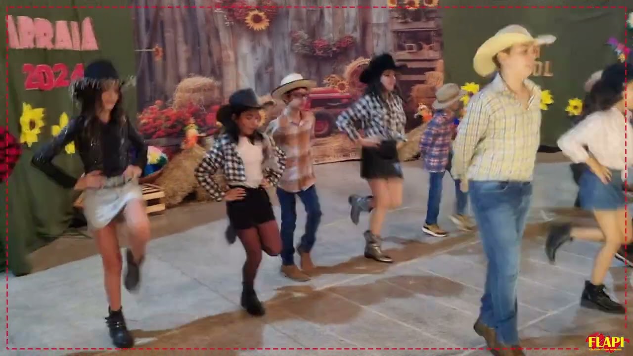 Turminha do 5º Ano na Festa Junina 2024 do Flapi e Caracol