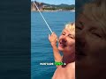 Antonella sfida il castello: un tuffo da non perdere! #shorts