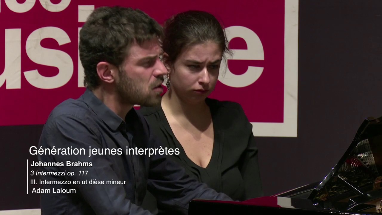 Johannes Brahms  3 Intermezzi op 117 par Adam Laloum