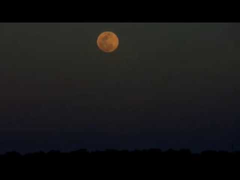 Moonrise Before Penumbral Eclipse June 5-6 2020 | Strawberry Full Moon ...