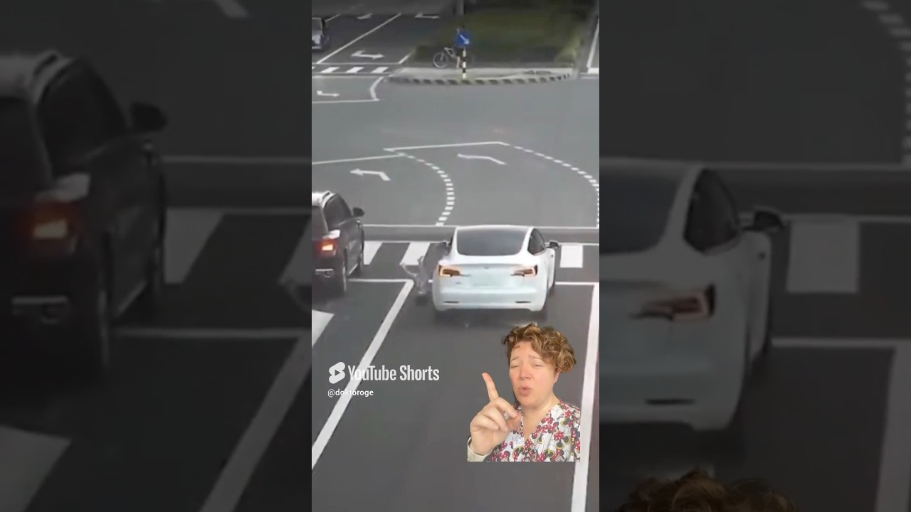 ⚠️Arka koltukta çocuklar kendi koltuklarında ve kemerli yolculuk etsin!!! #doktoroge #emniyetkemeri