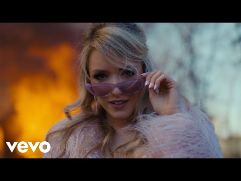 Emily Ann Roberts - He Set Her Off