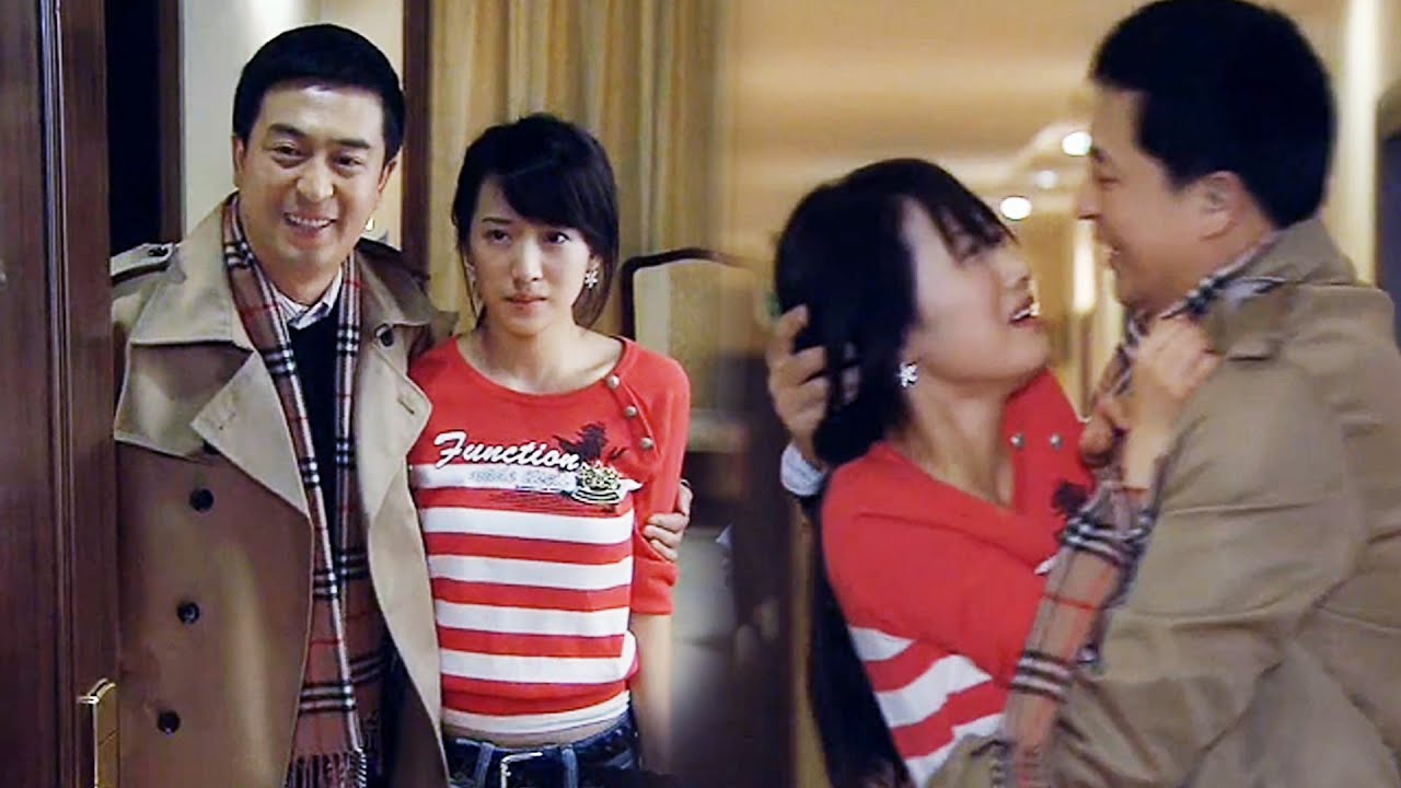 高官为了给小三惊喜，假扮流氓上门“偷袭”，果然会玩！#好剧梦工厂 #蜗居