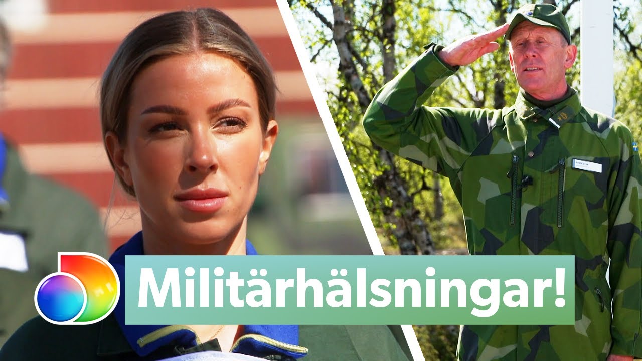 Deltagarna får lära sig hur man hälsar på sina befäl i militären ...