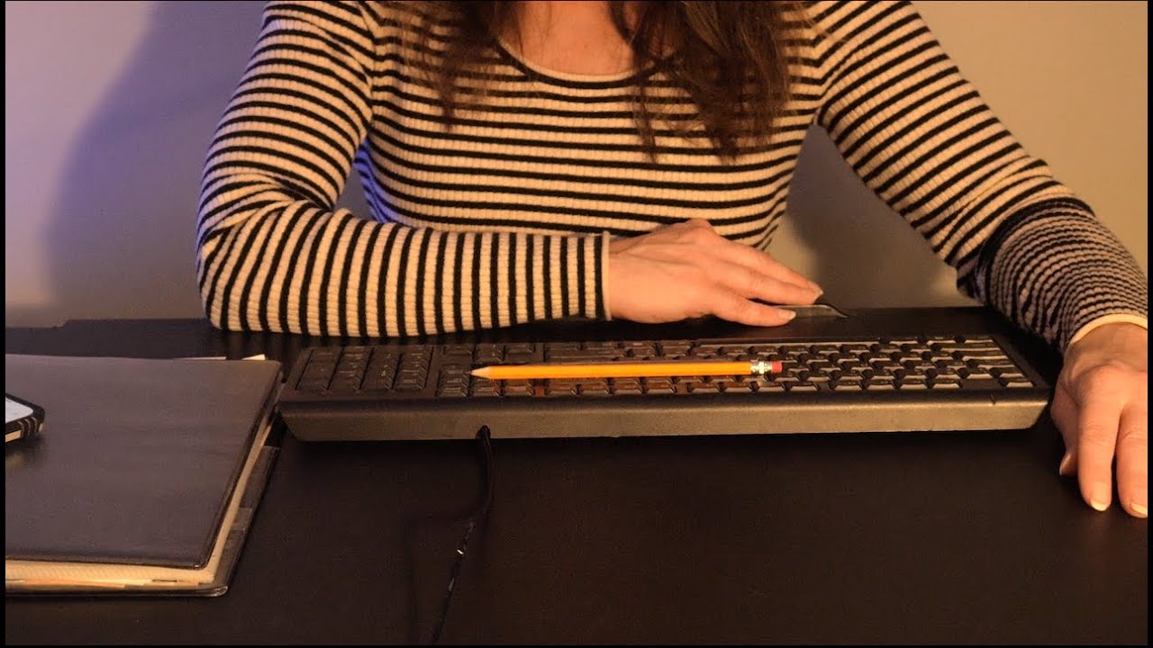 ASMR - Ролевая игра с инструкциями по снятию грима - Мягко говоря