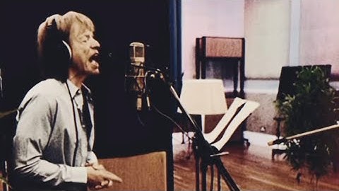Mick Jagger & Ronnie Wood Re-record “Shame, Shame, Shame”