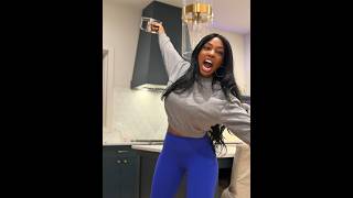 When Mike's cheating with Lesa takes Domini to her boiling point!