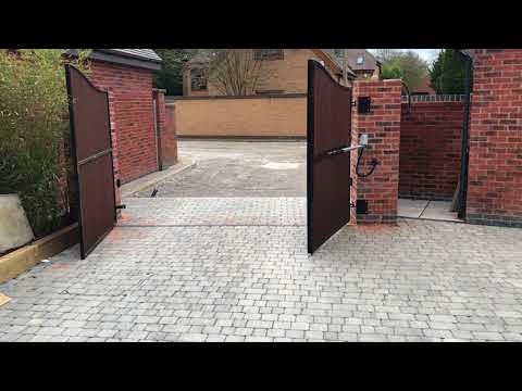 GIBIDI KUDA 200 AUTOMATIC GATE ARMS INSTALLED DERBY