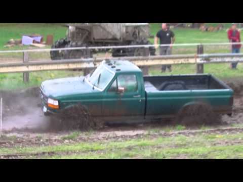 Lifted Ford 4x4 300 Straight 6 Mudding