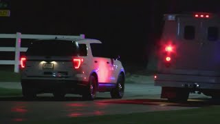 Police Suspect fires high-powered rifle at officers in Kendallville