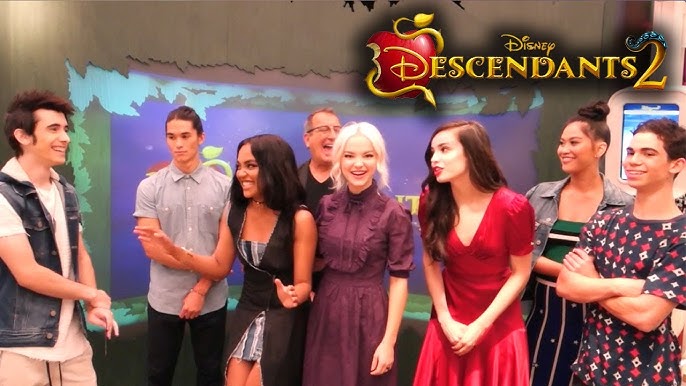 Meet the Cast of Disney's Descendants - D23