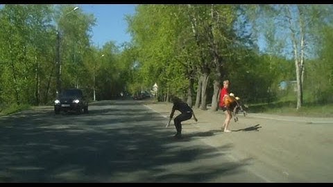 Brainless Pedestrian Girl