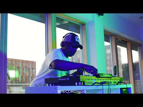 Bryan Gee - Planet V Rootop Session: Live from Manchester