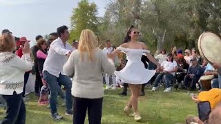 رقص زیبای دختر پسر ایرانی سیزده بدر۱۴۰۱ ایروان  Persian beautiful dance sizdebedar1401 Los Angeles