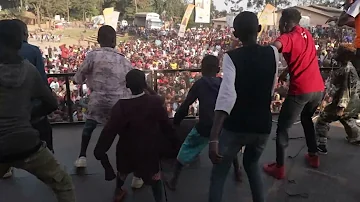 B FACE ahamagara  KAYANZA KIDS kuri Stage | Viva Tangawizi