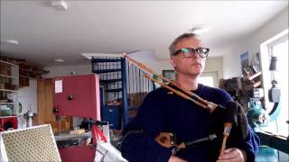 chery smallpipes ,d,c,a,g chanters .