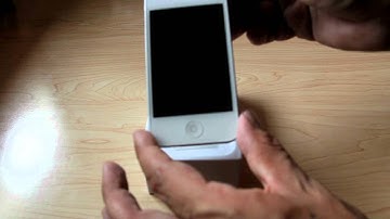 Apple iPhone 4S Unboxing & First Look