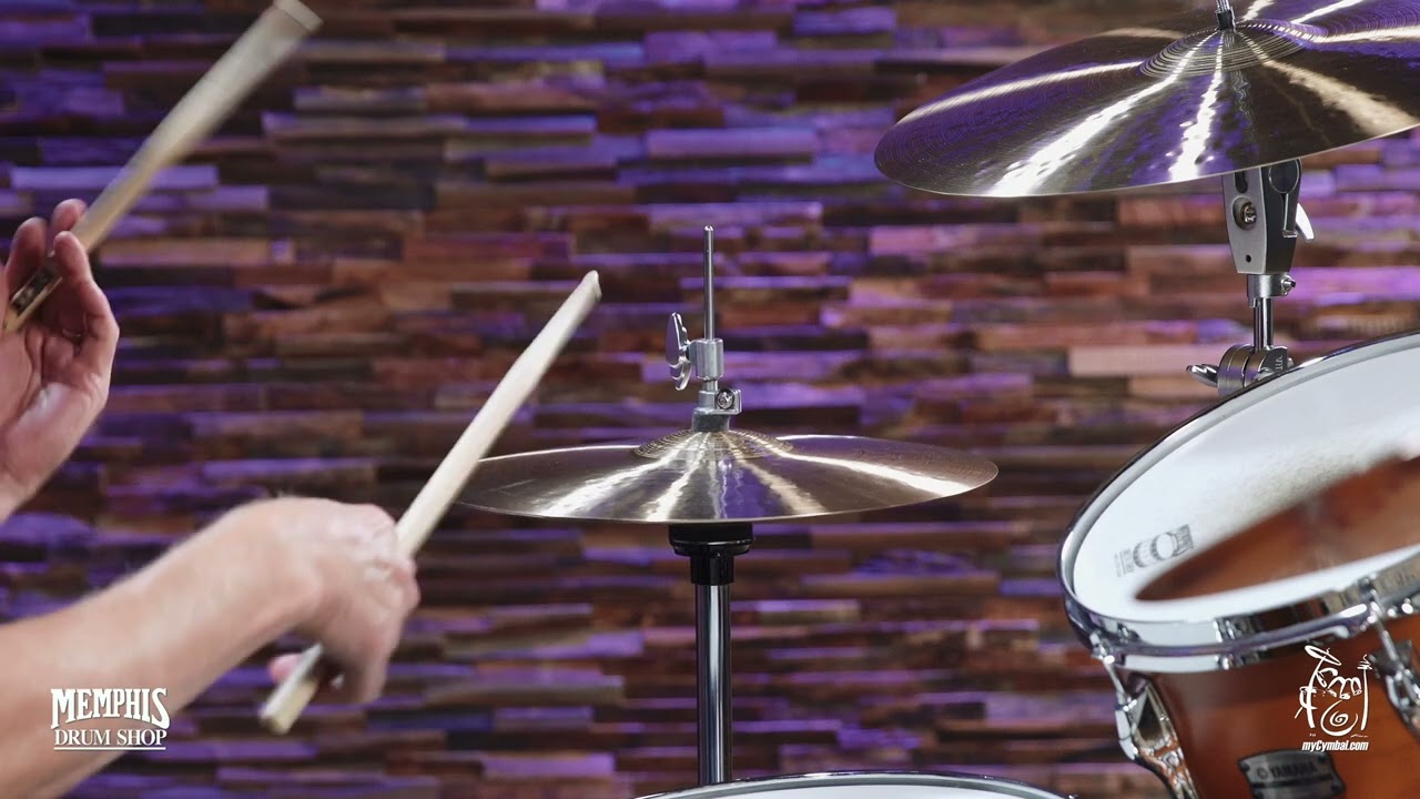 Paiste 14" Signature Traditionals Medium Light HiHats 906/1216g