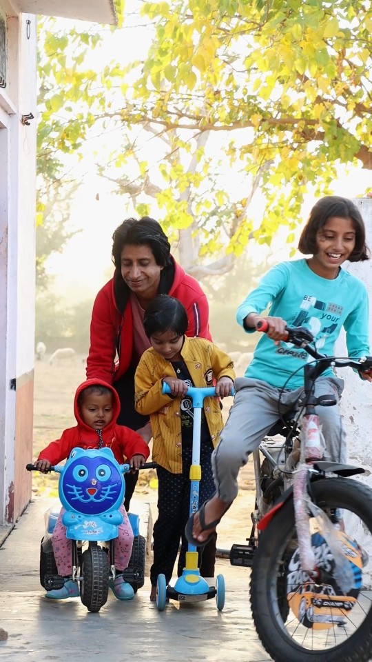 Papa mere cycle laye tring tring #shorts #papa #cycle #love