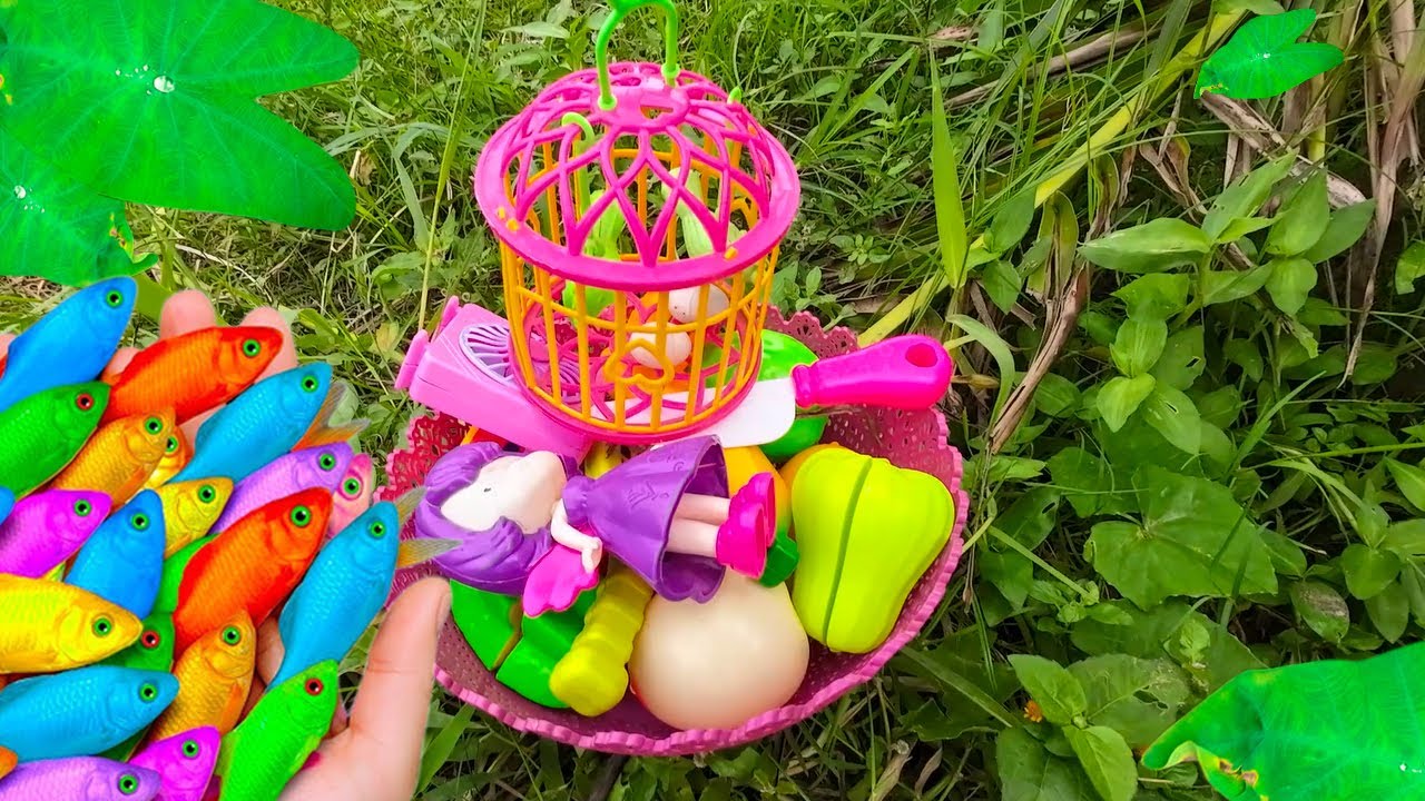 Toy Hunting-Surprised Catch Colorful Toys, Mango, Banana, Papaya, Queen and Burger Toys !! EP-5