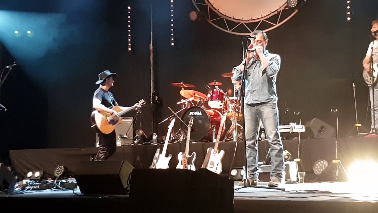IAN SCOTT "COUNTRY ROADS" FEST & LEGENDS BEAUVAIS (02-09-20158)