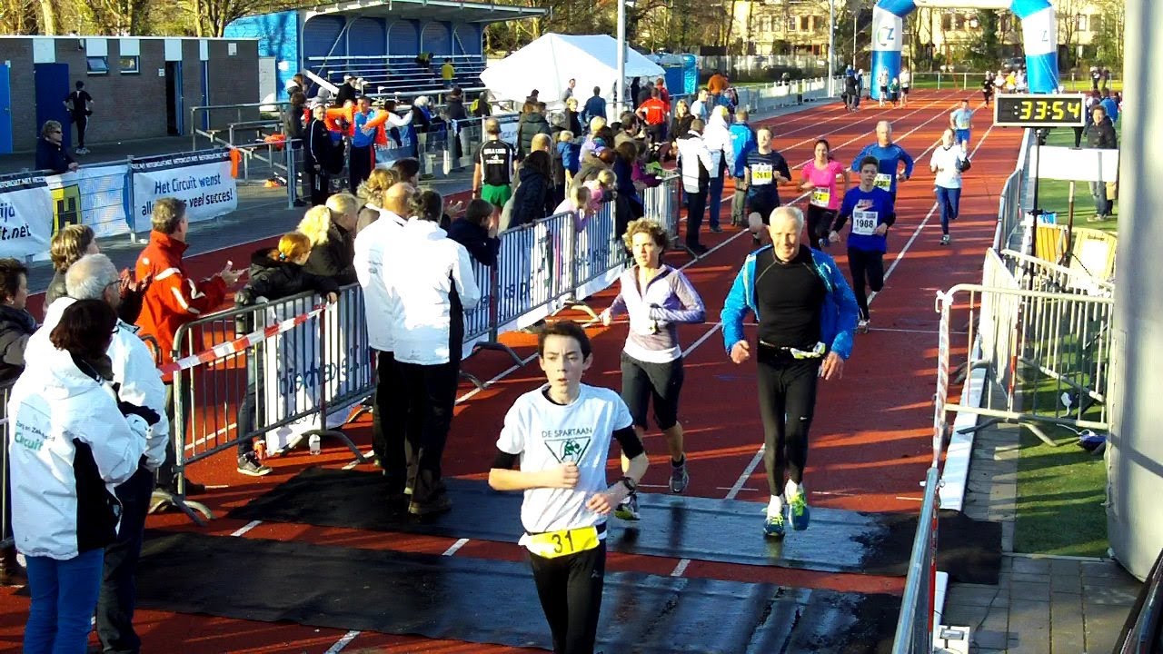 Runnersworld Leiden Bosloop 2014 finish video YouTube