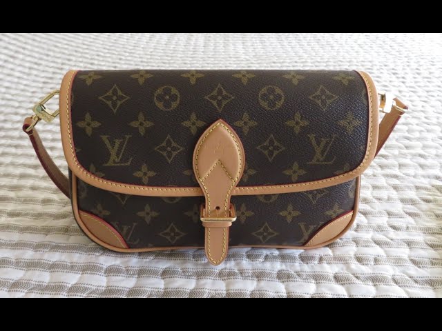 What's in my bag, part 1: Casual daywear (LV Monogram Eclipse