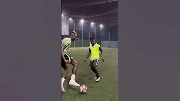 Victor Osimhen Amazing Skills 