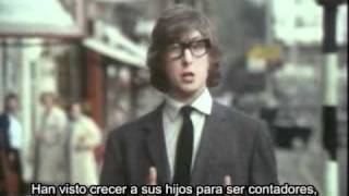 Monty Python - "Abuelitas pandilleras" (subtitulado)