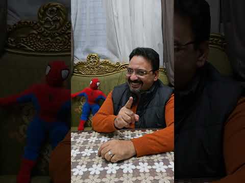 اما مراتك تقولك عايزه هدية عيد الام ليها ولحماتك