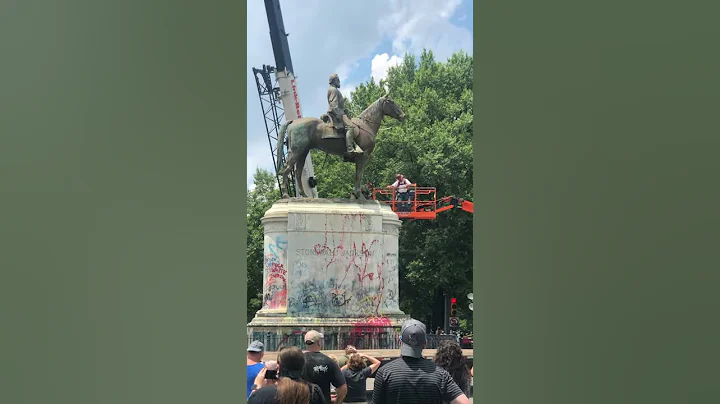 Crews begin removing Stonewall Jackson statue in R...
