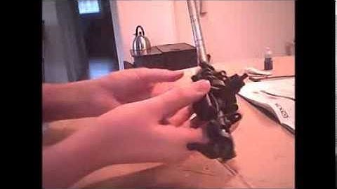 RC TRUCKS:Axial SCX-10 Recon G6 BUILD Pt 2