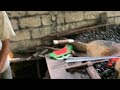 MAs ahonk membuat parang panjang