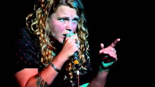 Kate Tempest •ั Wise Ones Know (Live at Tongue Fu with the Tongue Fu Band) HD