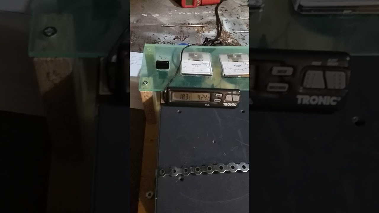 Cheap induction heater - YouTube