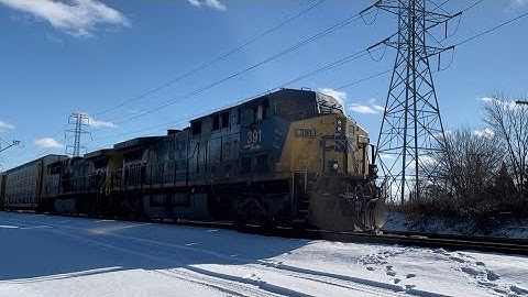CSX Q568 in Dearborn, MI w/ CSX391 (Spirit of Dante) & CSX547