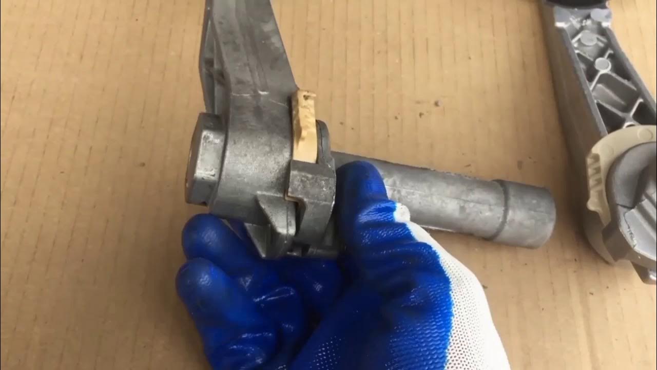 peugeot 308 vti belt & tensioner replacementi replace it because the tensioner has vibration and sound also the belt was over mileage at 90000km