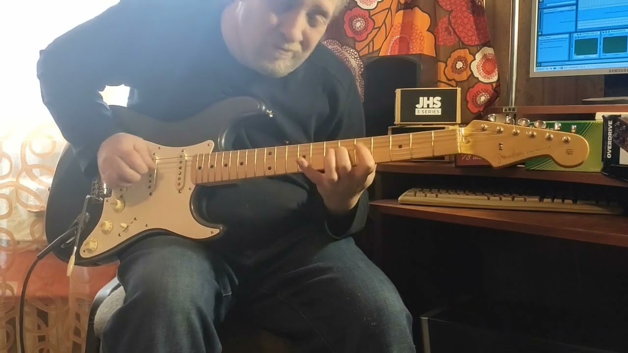 Fender Stratocaster Hybrid 50s Japan 2020 - YouTube