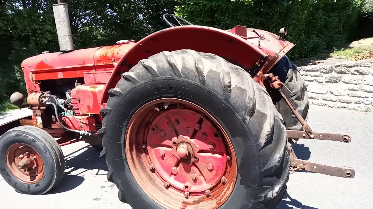 BOLINDER MUNKTELL 470 BM BISON 1964 rouge tracteur ATLAS 1:32 Neuf Dans Sa Boîte 005 NOUVEAU μ *