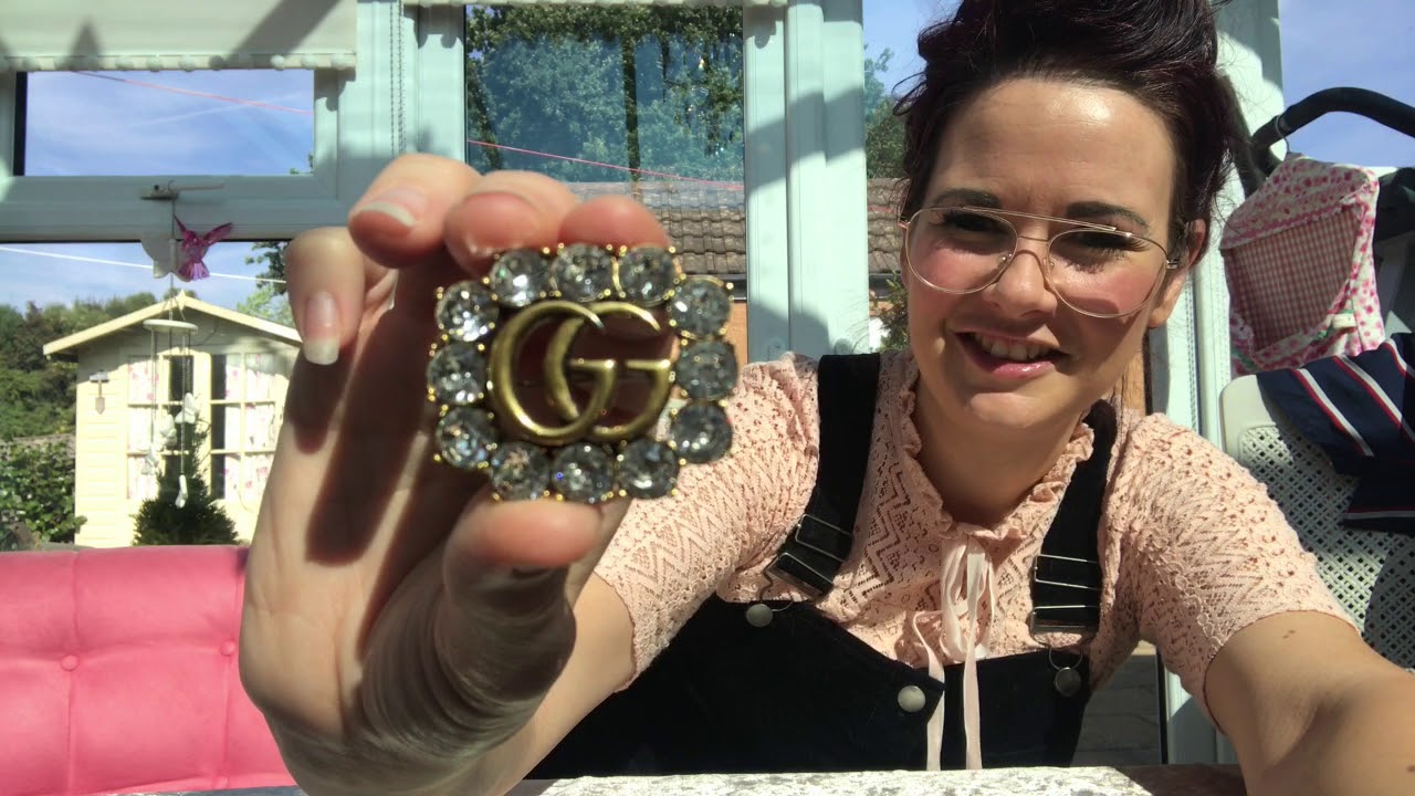 gucci double g brooch