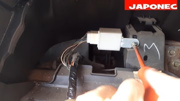 Mazda 6 turn signal flasher relay change /hazard warning lights fix