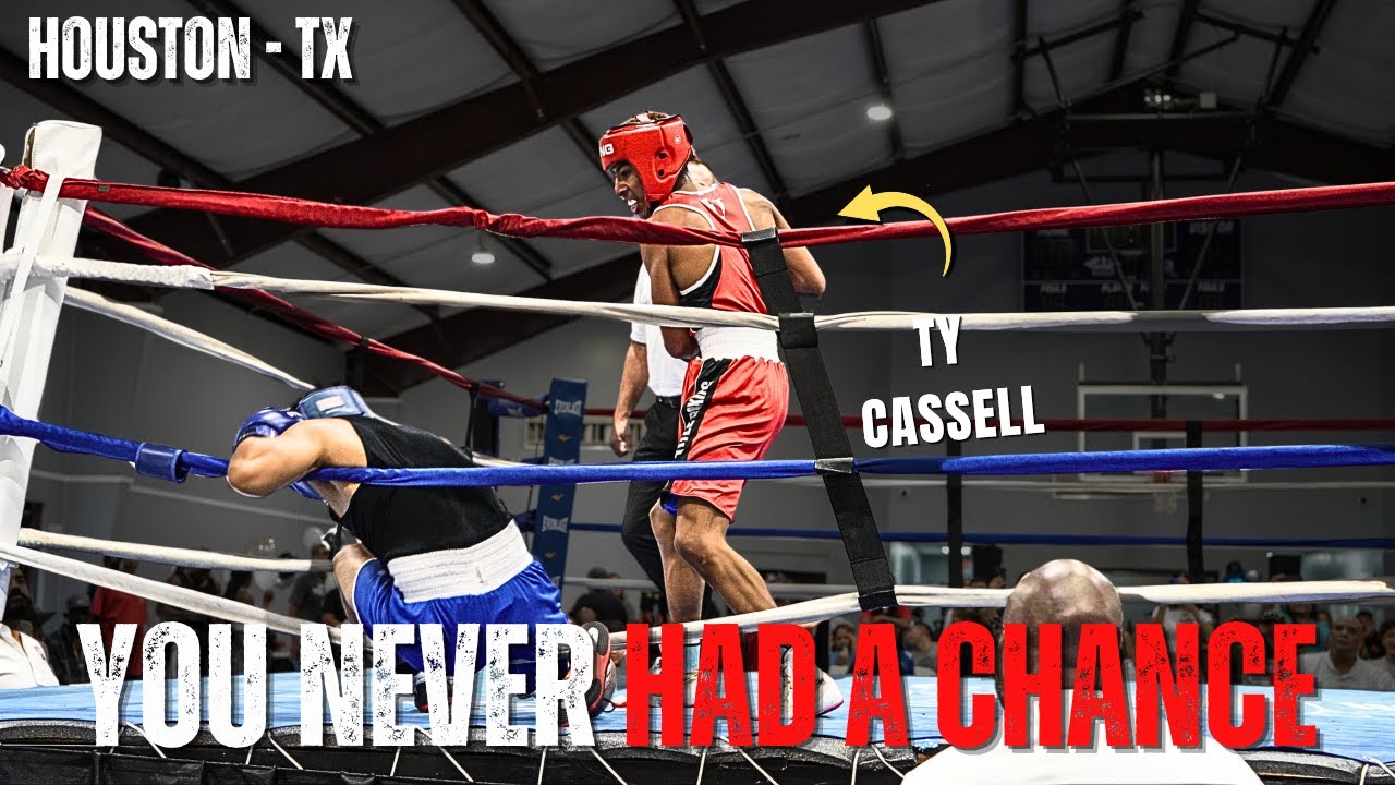 VICIOUS! 😳 Amateur Boxing Match Ends With BRUTAL Finish!