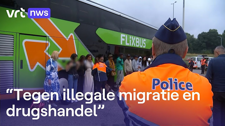 Binnenkomstcontroles van reisbussen op snelweg vanuit Frankrijk