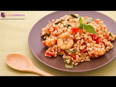 Barley salad with anchovies, shrimps and tomatoes ...