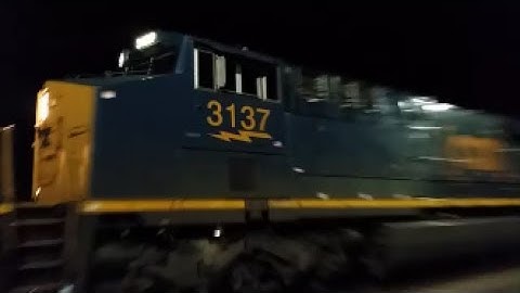 [CSXT]3137 GE ES44AH,5352 ES40DC & 6044 EMD GP40-2 Leads Q471-02 @ Track Speed SB Fay NC & Long