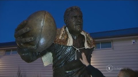 Late Sir Colin Meads receives special tribute