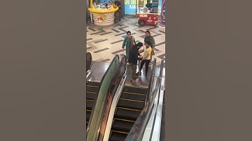 Who are having the fear of escalator 🤣 /#shorts #indiashorts #india #pakistanshorts #funnyshorts