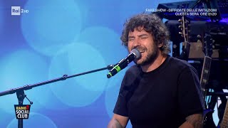 Leo Pari con "Dormi" - Radio2 Social Club 25/09/2023