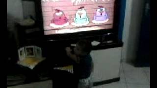 João Gabriel Dançando Galinha Pintadinha